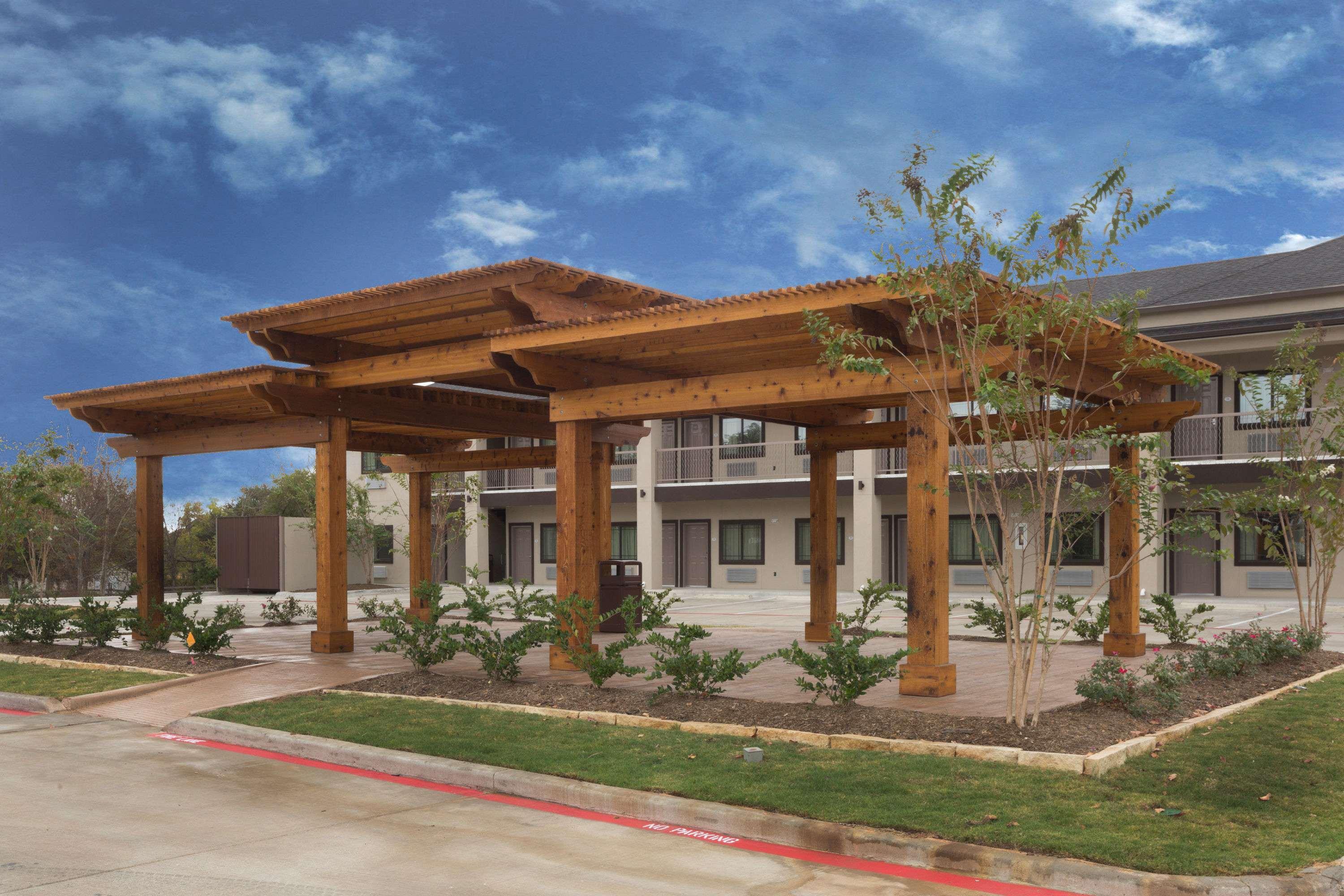 Hotel Baymont By Wyndham Bryan College Station Exterior foto
